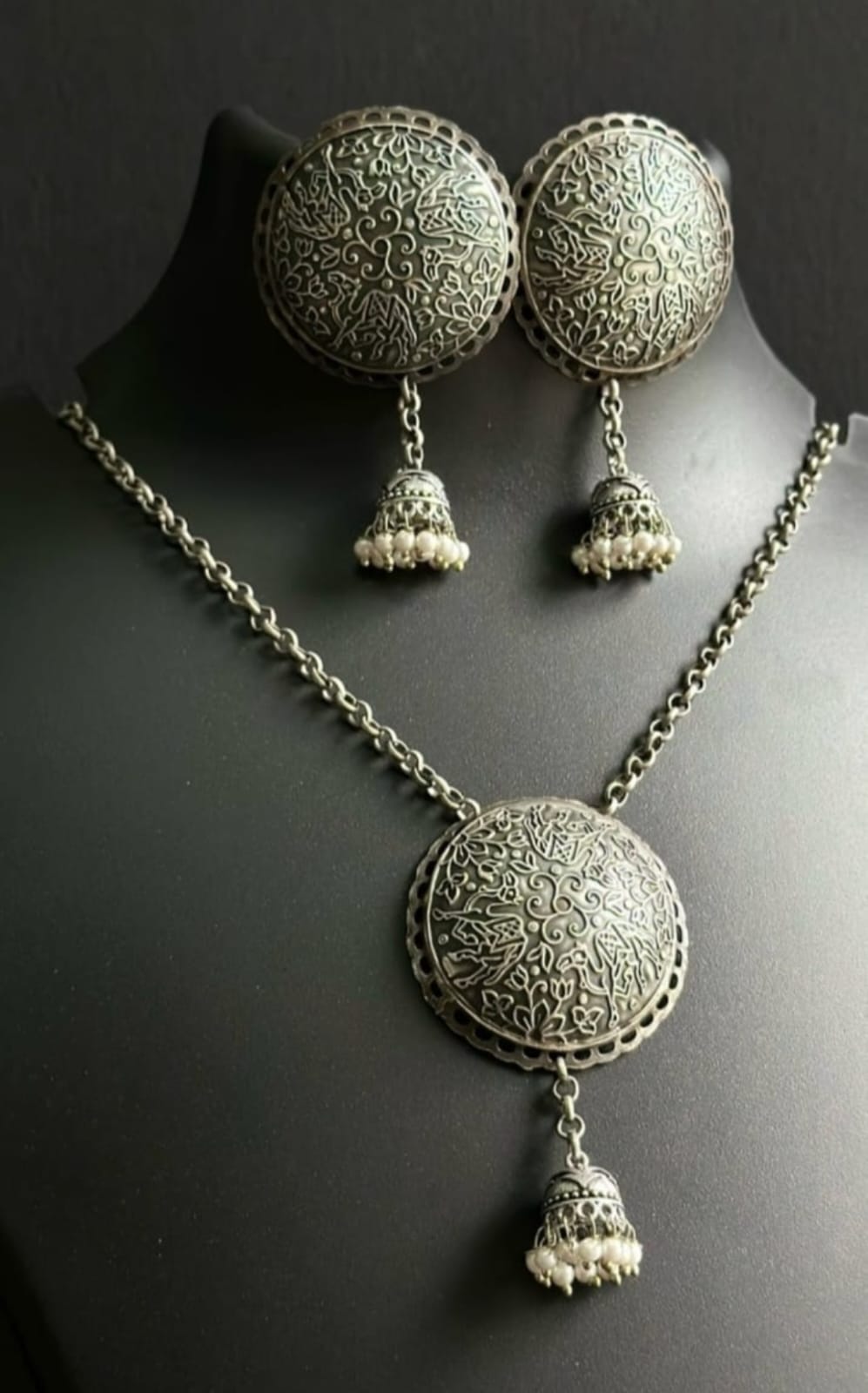 Antique-Inspired German Silver Chain Pendant – Oxidized Luxury & Timeless Allure